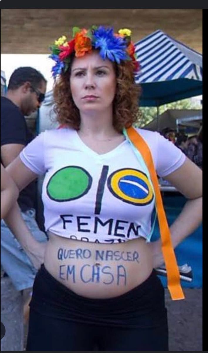 Zambelli em protesto do grupo Femen, em 2012 | Reprodução
