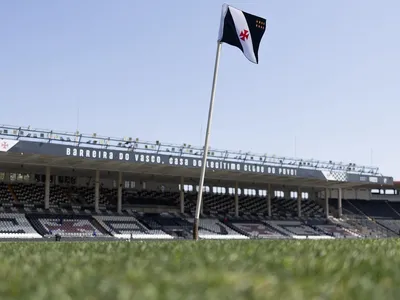 Renato Gaúcho volta e Vasco recebe o Bragantino; veja provável escalação