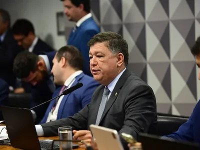 Senador Carlos Viana fala sobre a CPMI do INSS e o esquema de corrupção das mineradoras