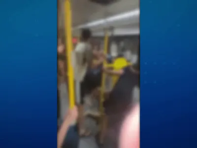Fim de semana no Rio tem 30 ônibus depredados e 170 detidos
