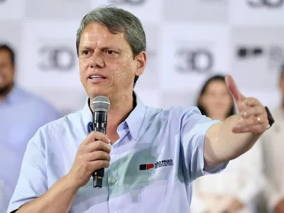 Com índice estável, gestão Tarcísio de Freitas tem 63,8% de aprovação em SP