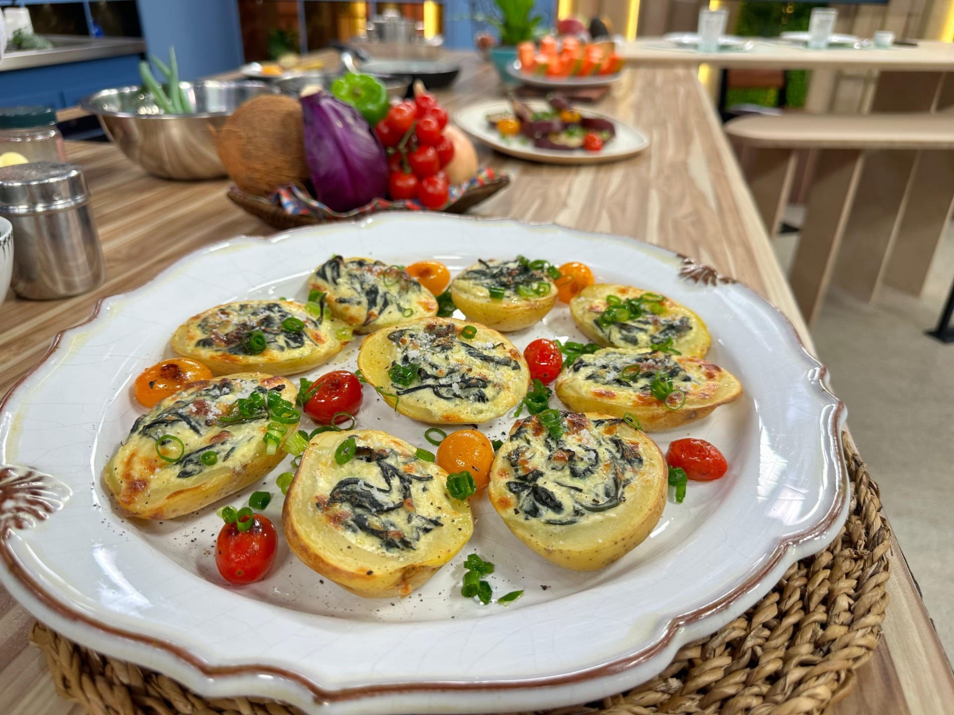 Batata assada com espinafre do chef Bruno Hashimoto | Band Receitas