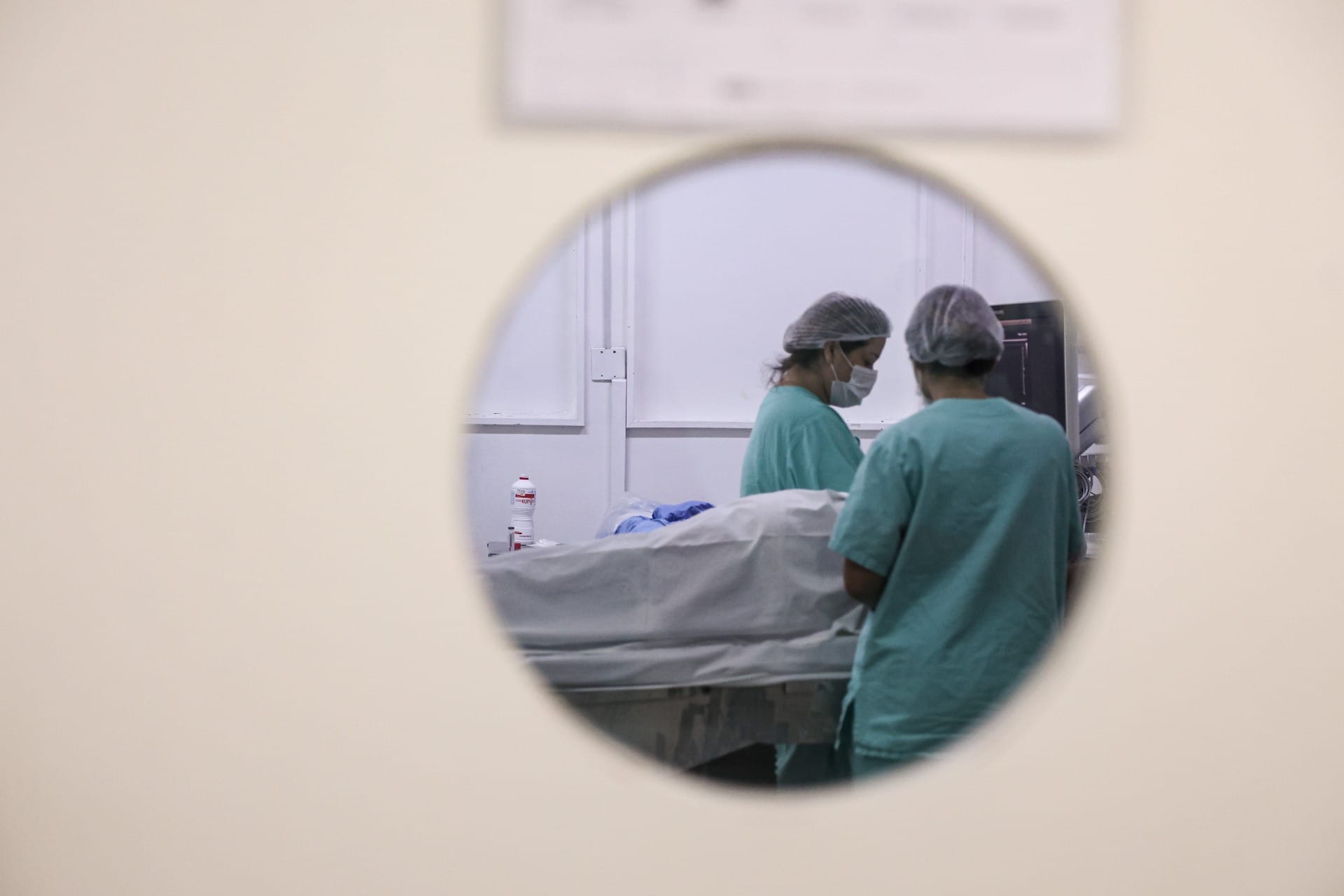 “Na dúvida, vai para o hospital”, orienta médico para sinais de intoxicação por metanol
