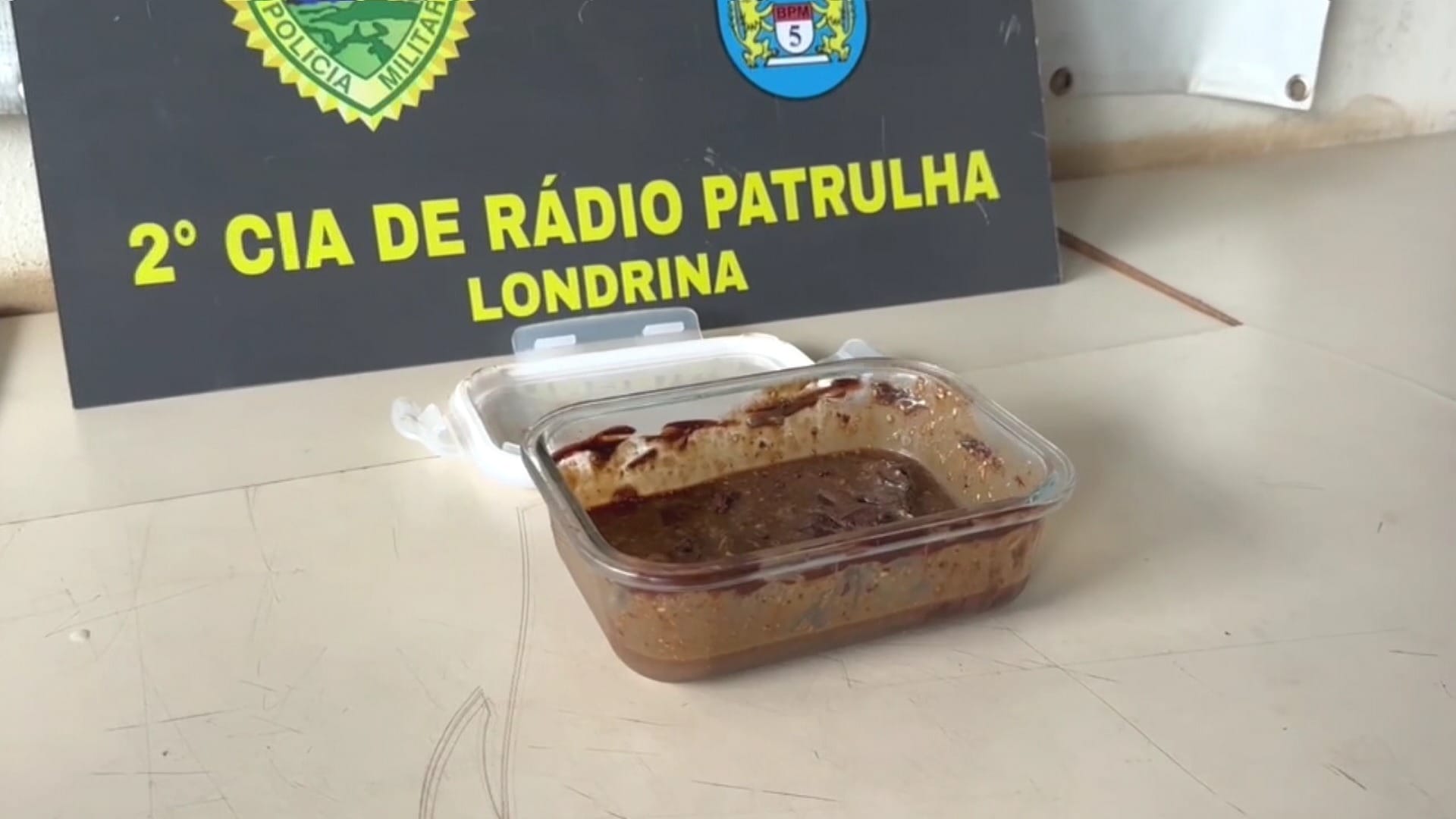 Funcionário de padaria é preso por dar brigadeiro de maconha aos colegas
