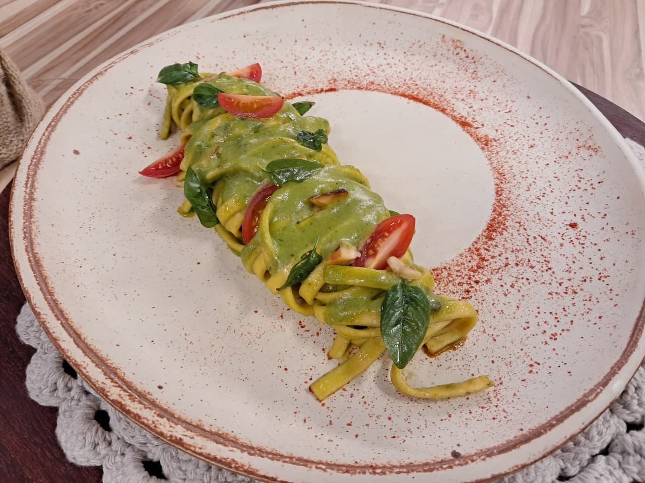 Pasta ao molho de manjericão do chef Bruno Hashimoto | Band Receitas
