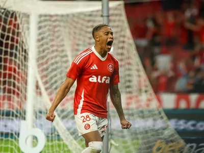 Internacional alivia pressão sobre Roger Machado e vence o Fortaleza no Beira-Rio