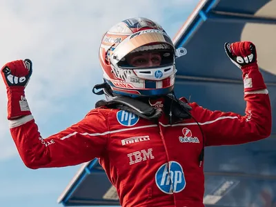 Weug vence etapa da Zandvoort; Rafaela Ferreira pontua e Aurelia Nobels termina em 14ª