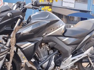 Vídeo: suspeito é detido com motocicleta roubada após perseguição em Capivari