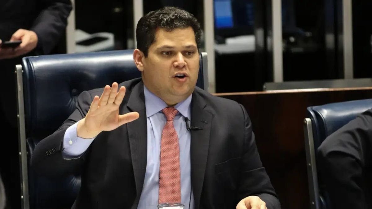 Alcolumbre arquiva PEC da Blindagem após rejeição da proposta em comissão
