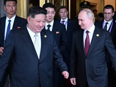 Putin e Kim Jong-un têm encontro bilateral em Pequim