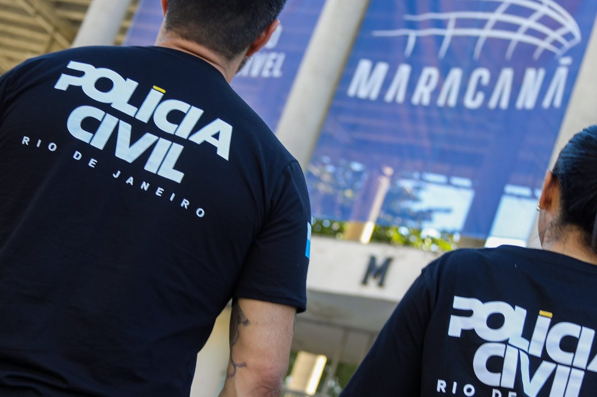 Polícia investiga morte de motoboy baleado no Complexo da Maré