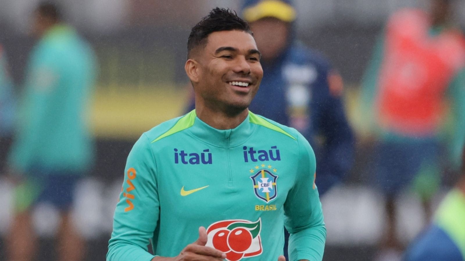 Casemiro é liberado da Seleção Brasileira após suspensão nas Eliminatórias