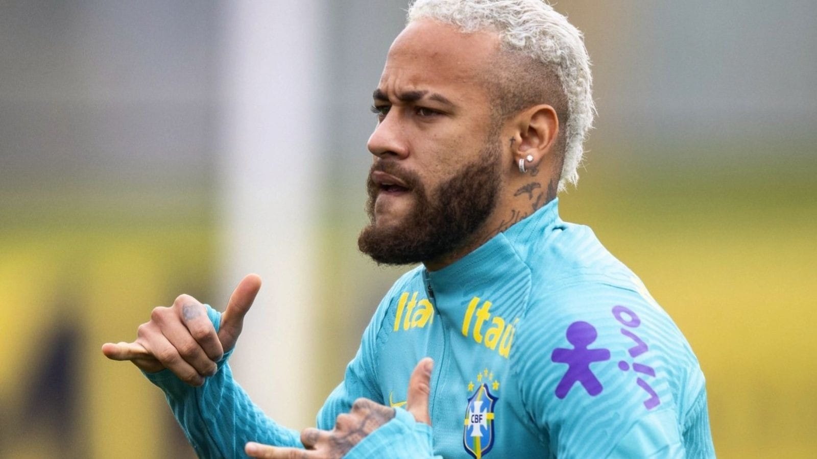"Eu ficaria preocupado se fosse o Neymar", diz Praetzel após vitória da Seleção