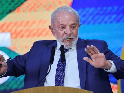 Lula diz que governo vai discutir na próxima semana alternativas após queda da MP do IOF