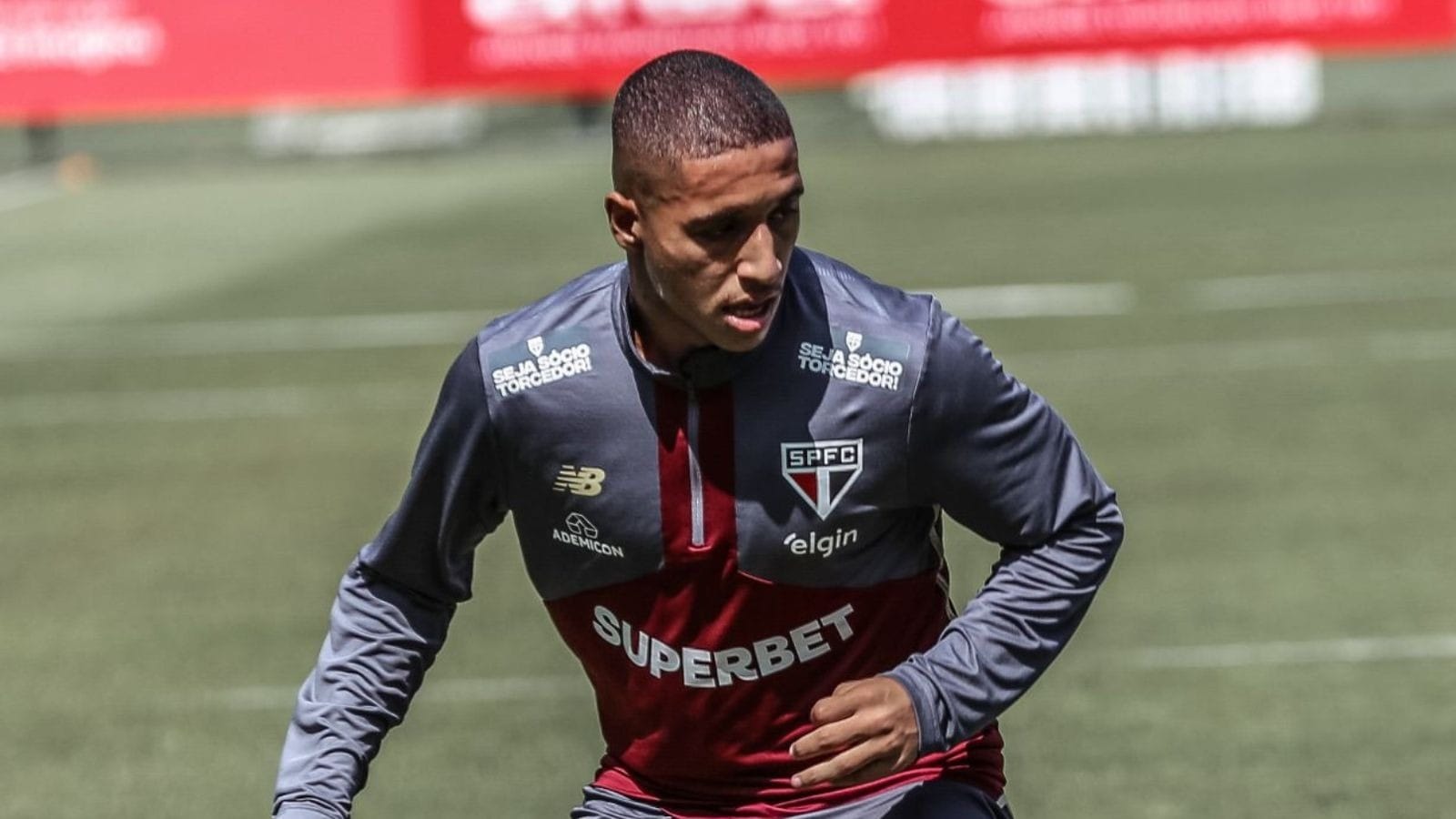 Sgarbi: “Venda de Henrique Carmo é uma das piores da história do São Paulo”
