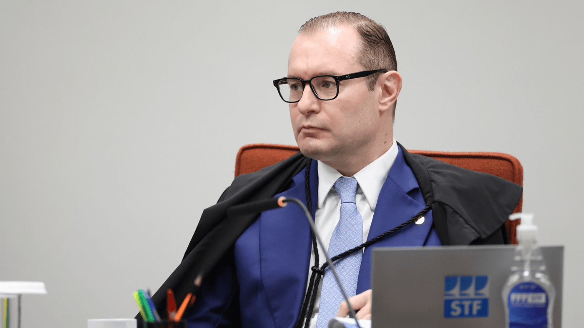 Zanin diz que ataque de Bolsonaro a Moraes em 2021 é 'figura de coação institucional'