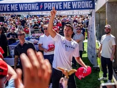 FBI confirma identidade de suspeito em assassinato de Charlie Kirk nos EUA