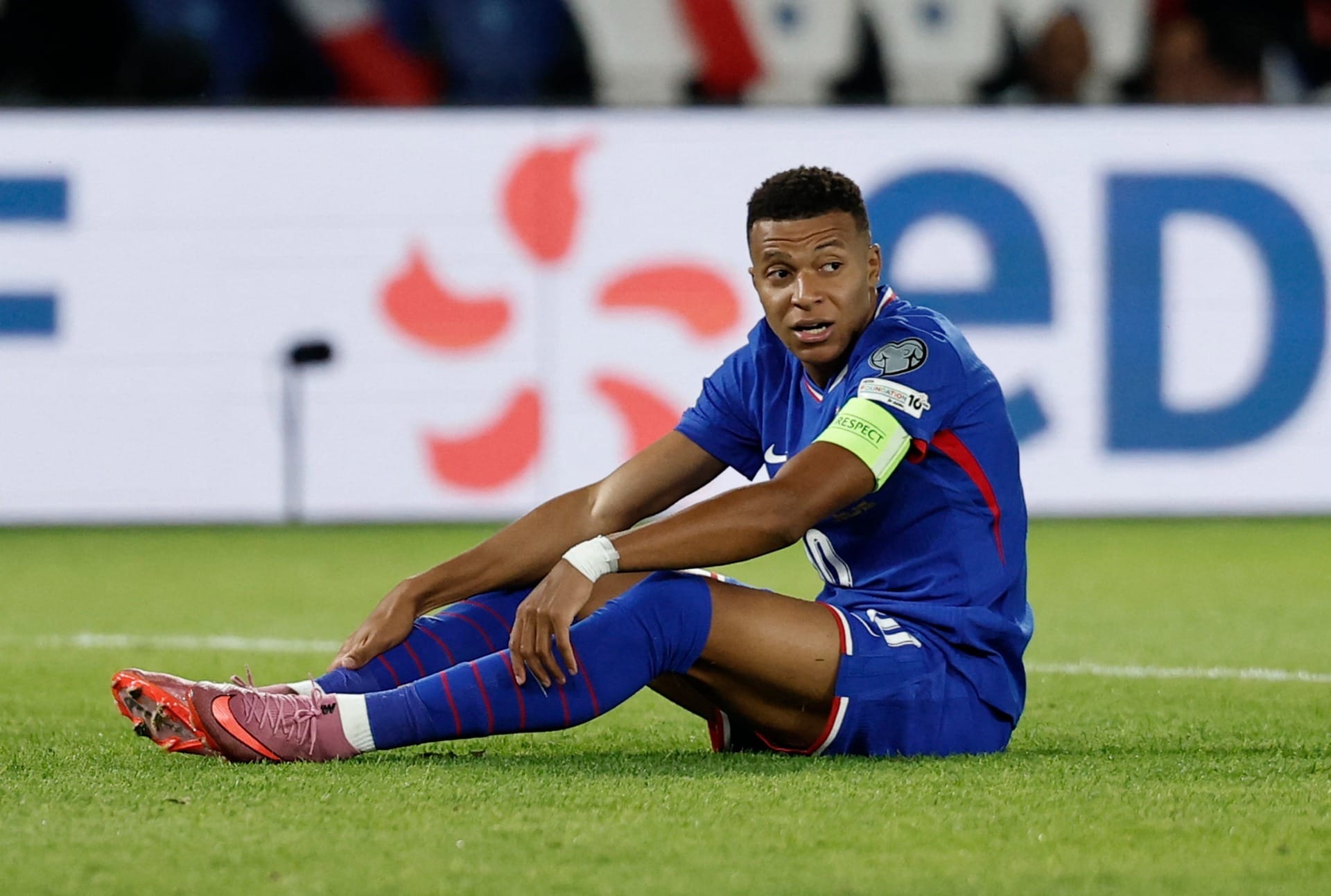 Mbappé se diz enojado com mundo da bola: 'Não aconselharia meu filho a se envolver com futebol'
