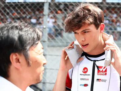 Chefe da Haas define meta para Bearman na F1: “Ele precisa liderar a equipe”