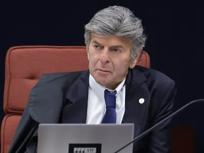 Fux volta atrás, revê voto e absolve sete réus condenados pelos atos de 8/1