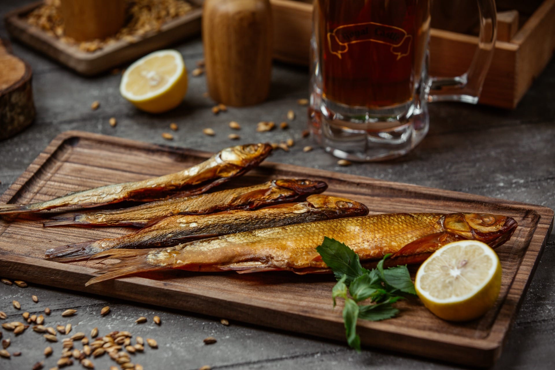Peixe defumado na manteiga pode ser feito na air fryer
