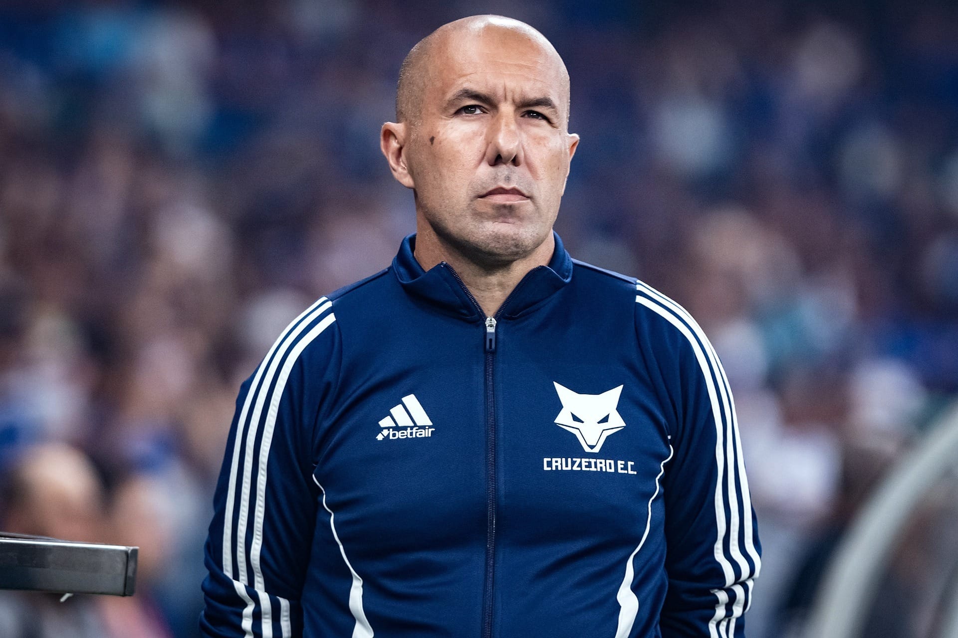Leonardo Jardim explica saída do Cruzeiro e cita desgaste físico e mental