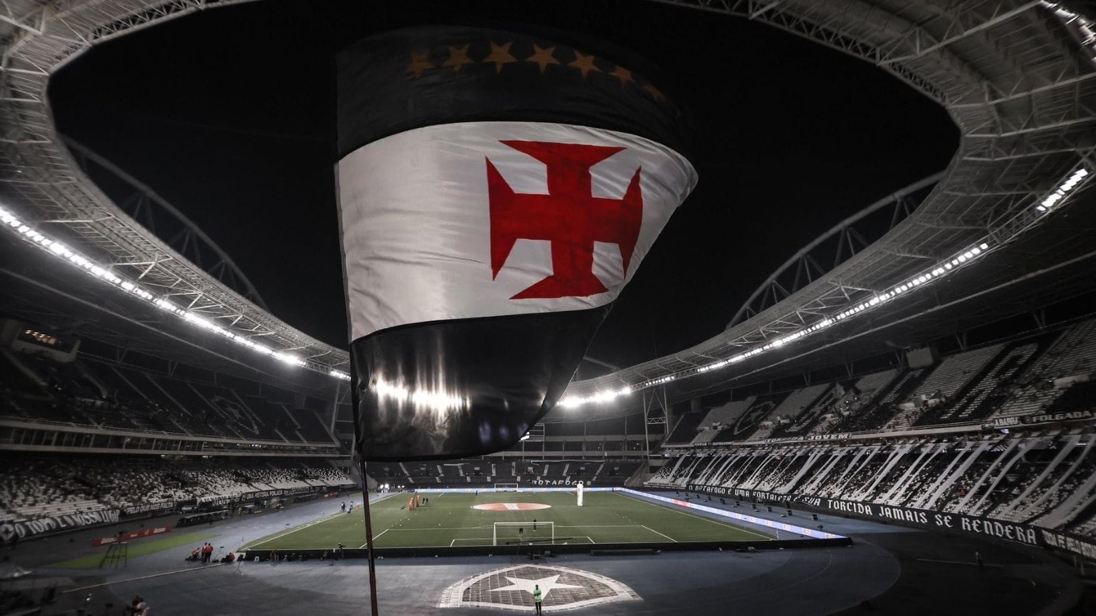 Vasco negocia venda da SAF por valor bilionário; veja detalhes