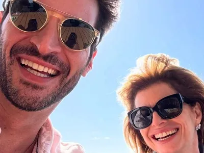 Leandro Lima detalha cenas íntimas com Débora Bloch em Vale Tudo: "Não teve preparação"