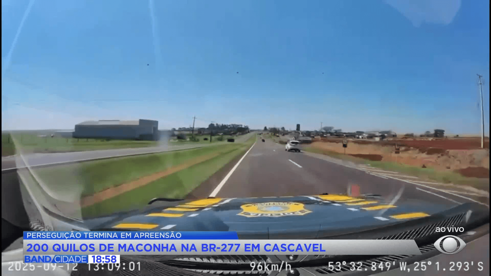 PRF apreende 200 kg de maconha após perseguição na BR-277, em Cascavel