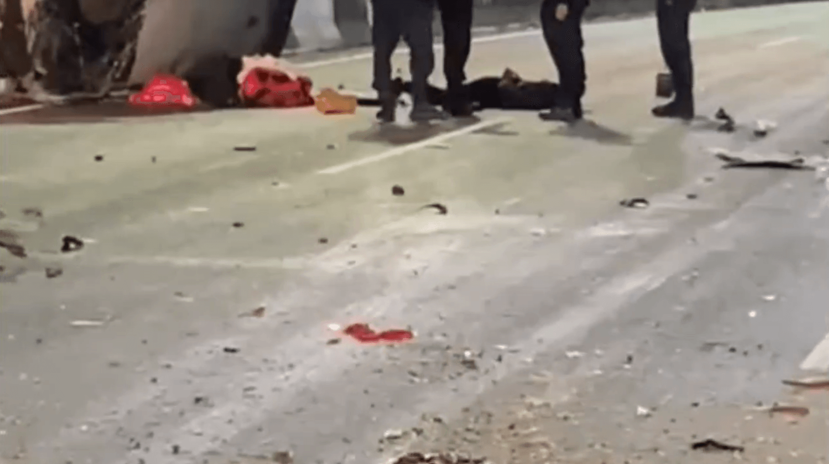 Homem rouba carro, capota em perseguição e é preso na Via Light