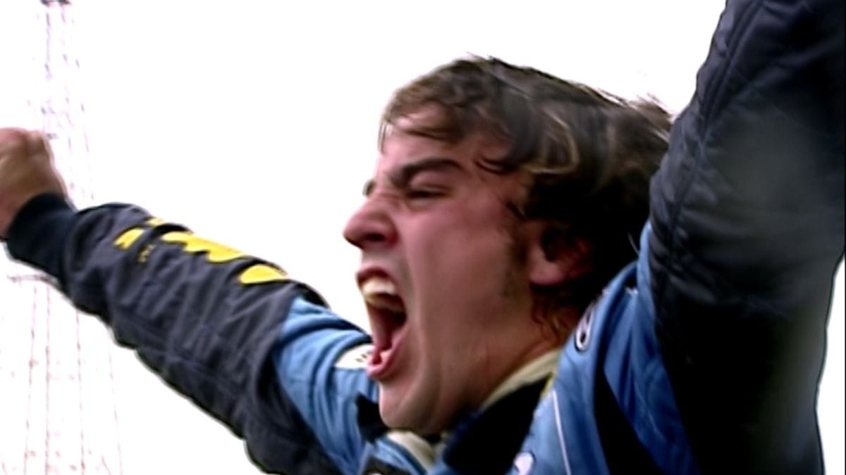 Alonso levou o caneco do primeiro título da F1 disputado no Brasil
