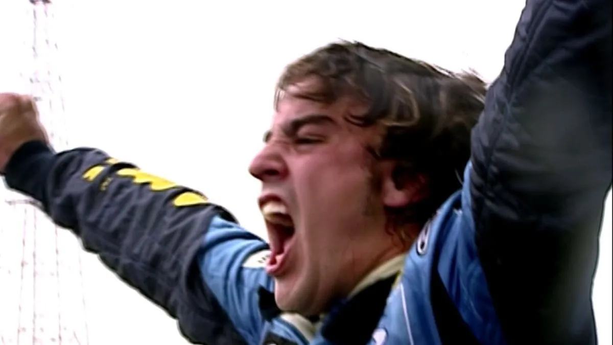 Alonso levou o caneco do primeiro título da F1 disputado no Brasil