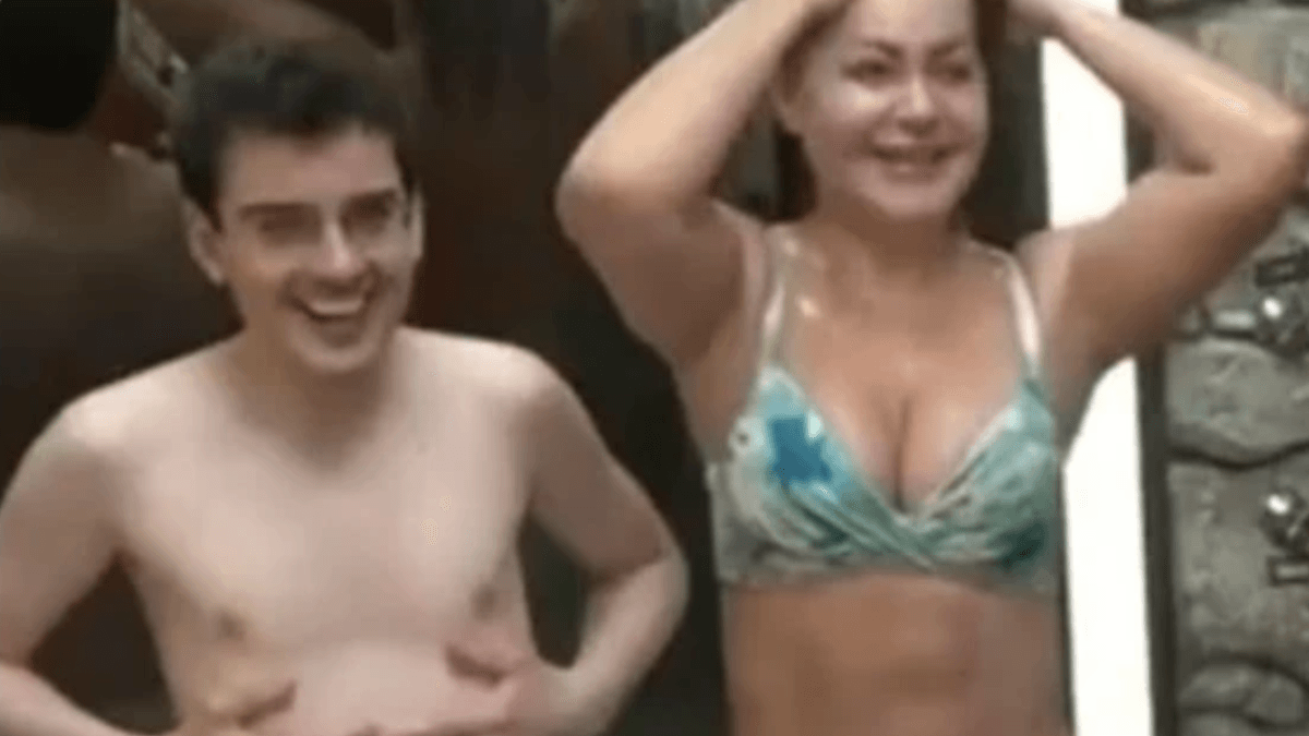 Gaby Spanic, "A Usurpadora", toma banho com Dudu Camargo e diz que é "alvo de maldição"