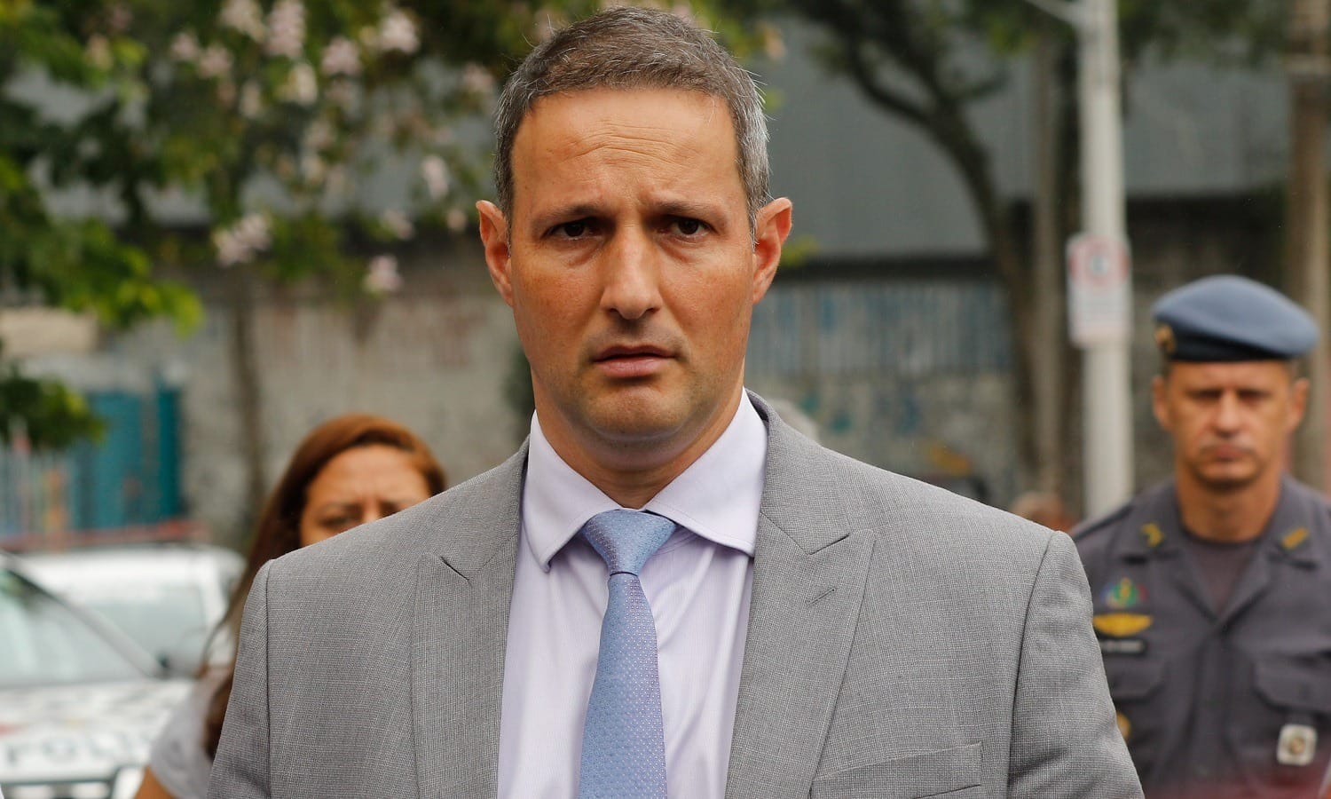 Suspeita de envolvimento na morte de delegado tem antecedentes por tráfico, diz Derrite