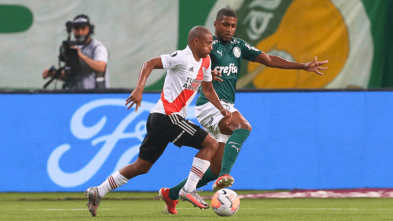 Herói de Palmeiras e River em 2020, Emerson Santos relembra lance marcante na Libertadores