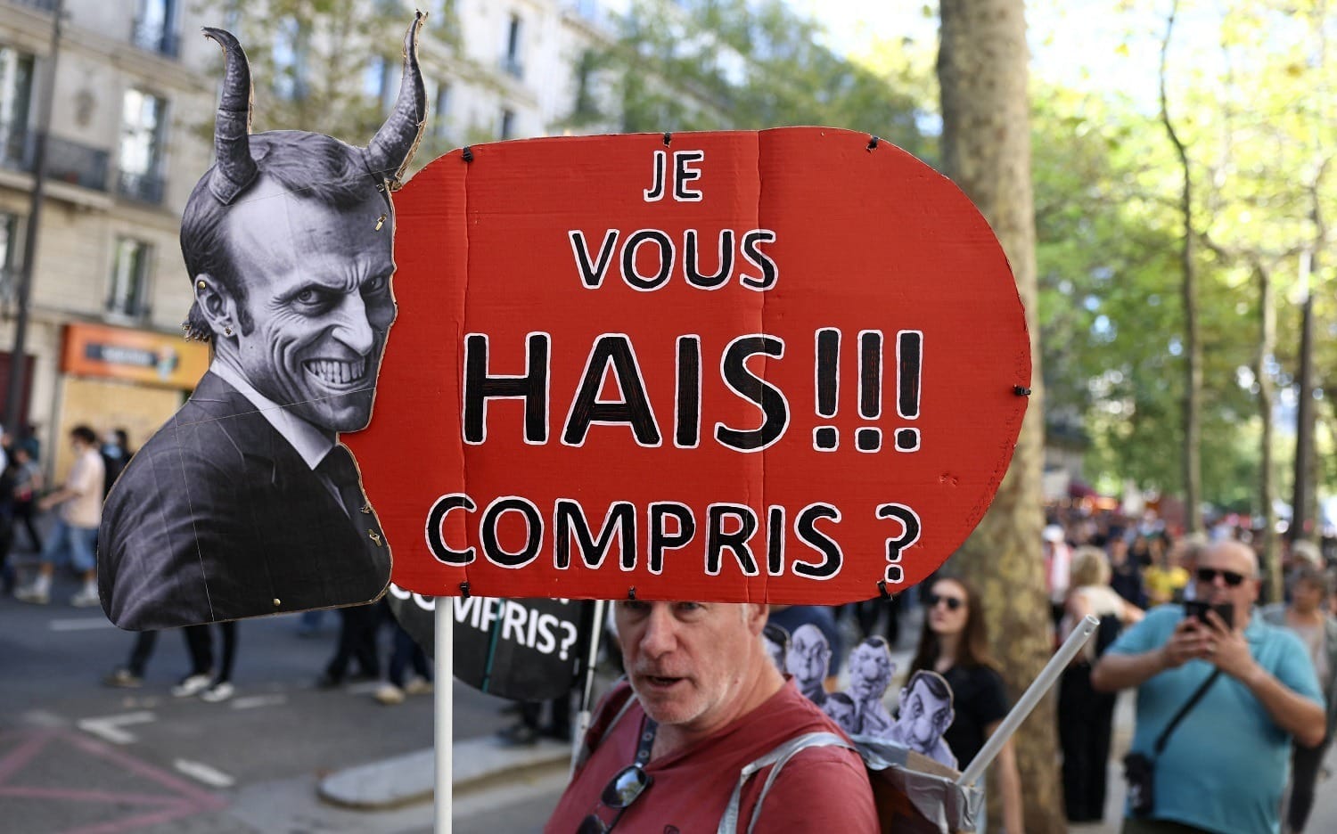 Blota: sem diálogo, Macron vê crescer insatisfação dos franceses em meio a protestos