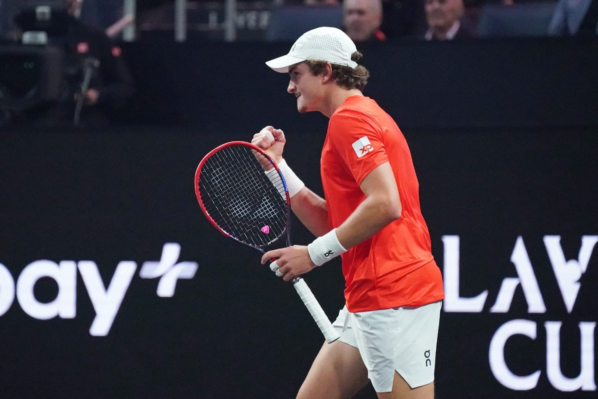 João Fonseca vence Cobolli e conquista primeiro ponto do Time Mundo na Laver Cup