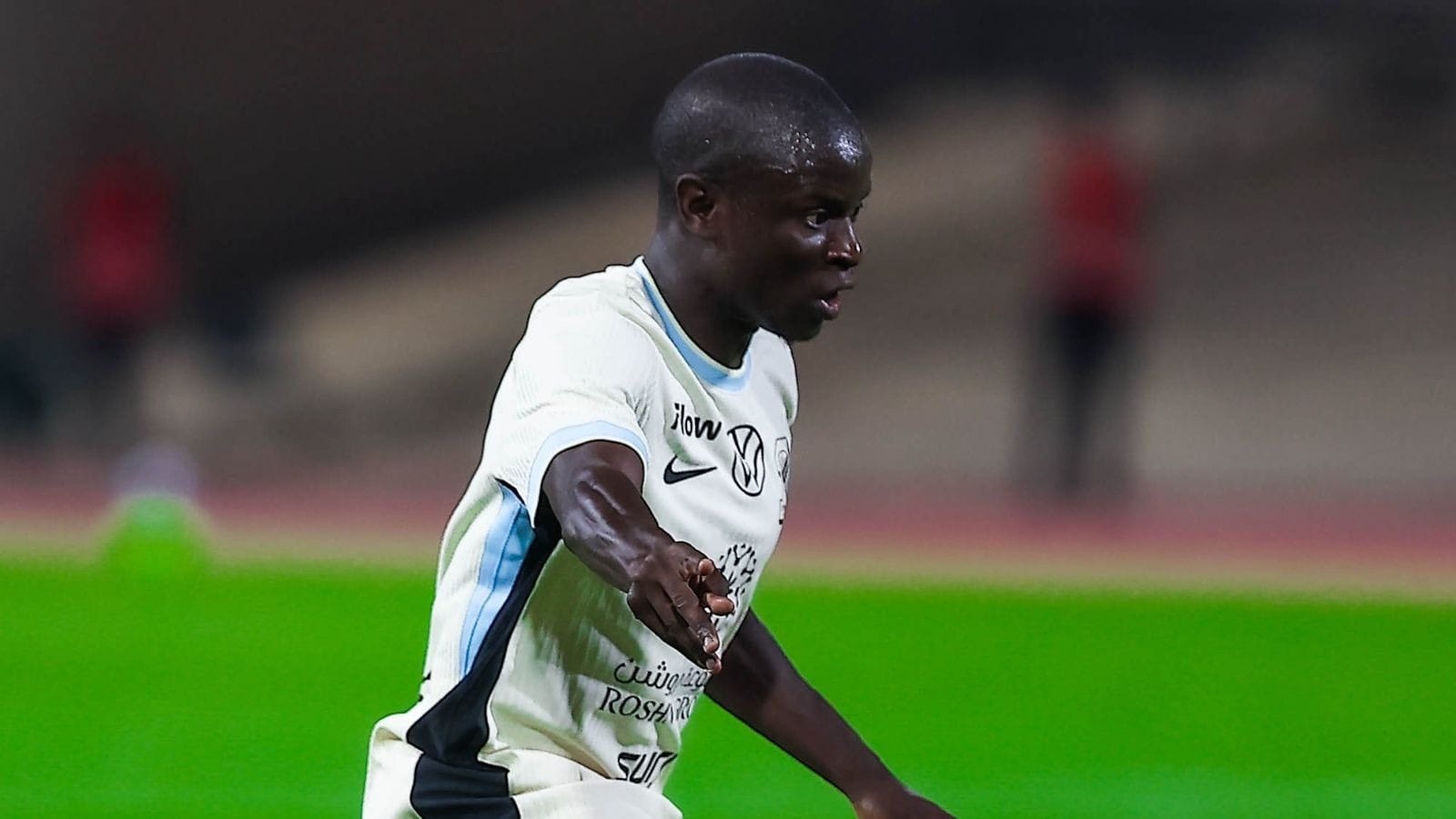 Fenerbahçe avança em negociação para contratar Kanté, do Al Ittihad