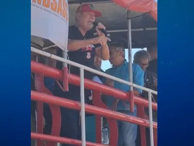 José Dirceu discursa em ato em Brasília: 'Para mudar o País, temos que mudar o Congresso'