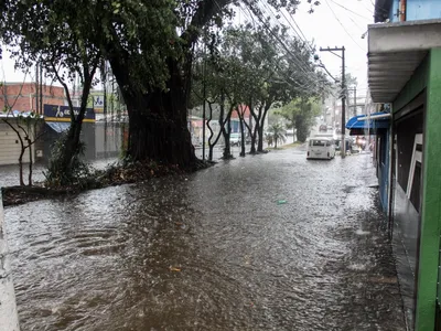 Fim de semana terá pancadas de chuvas na maior parte do país; veja previsão
