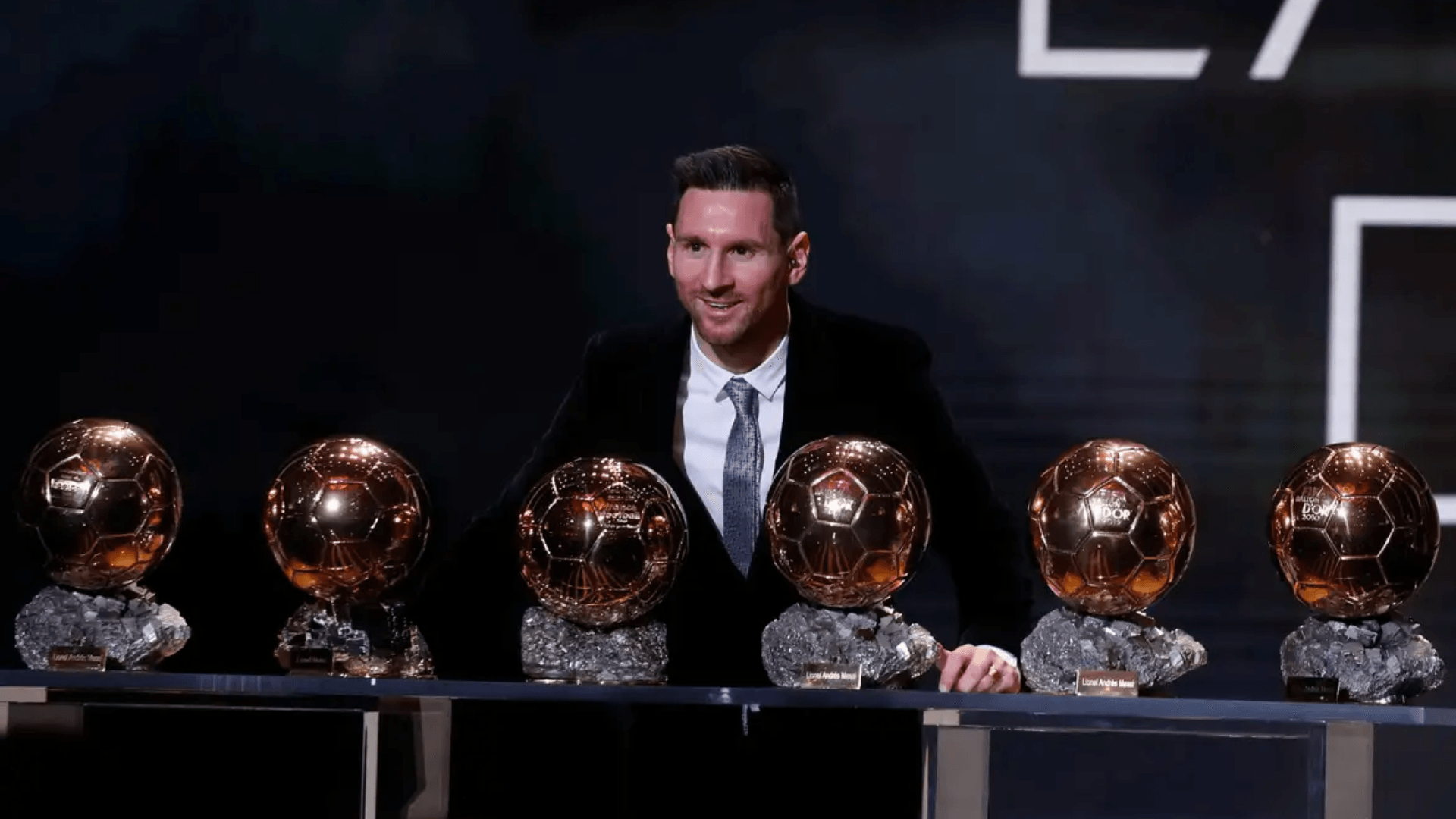 Quem já ganhou a Bola de Ouro? Veja a lista de todos os vencedores