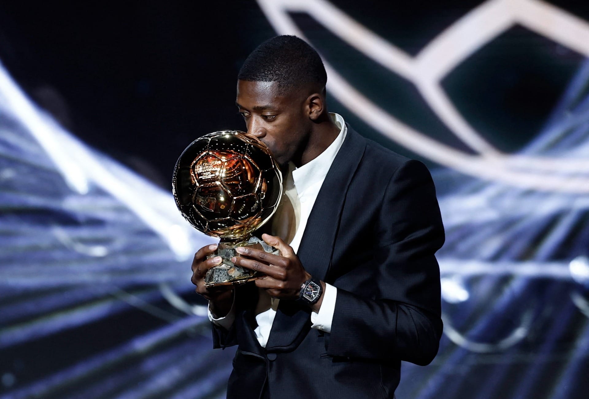 Dembelé desbanca Yamal e é o Bola de Ouro 2025