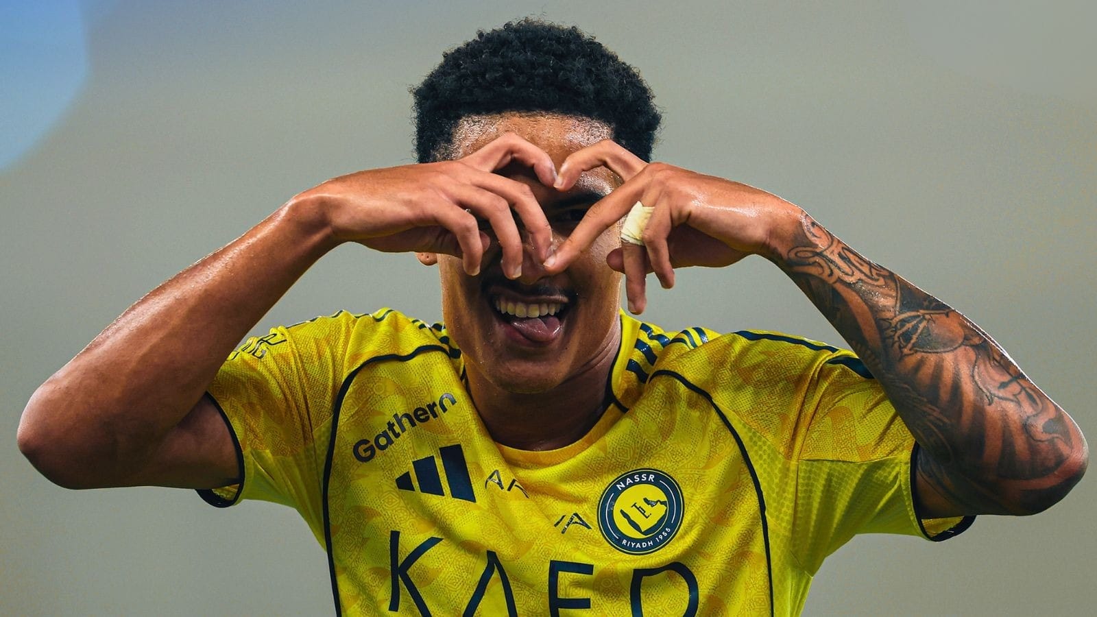 Com gols de dupla brasileira, Al Nassr goleia e avança na Copa do Rei Saudita