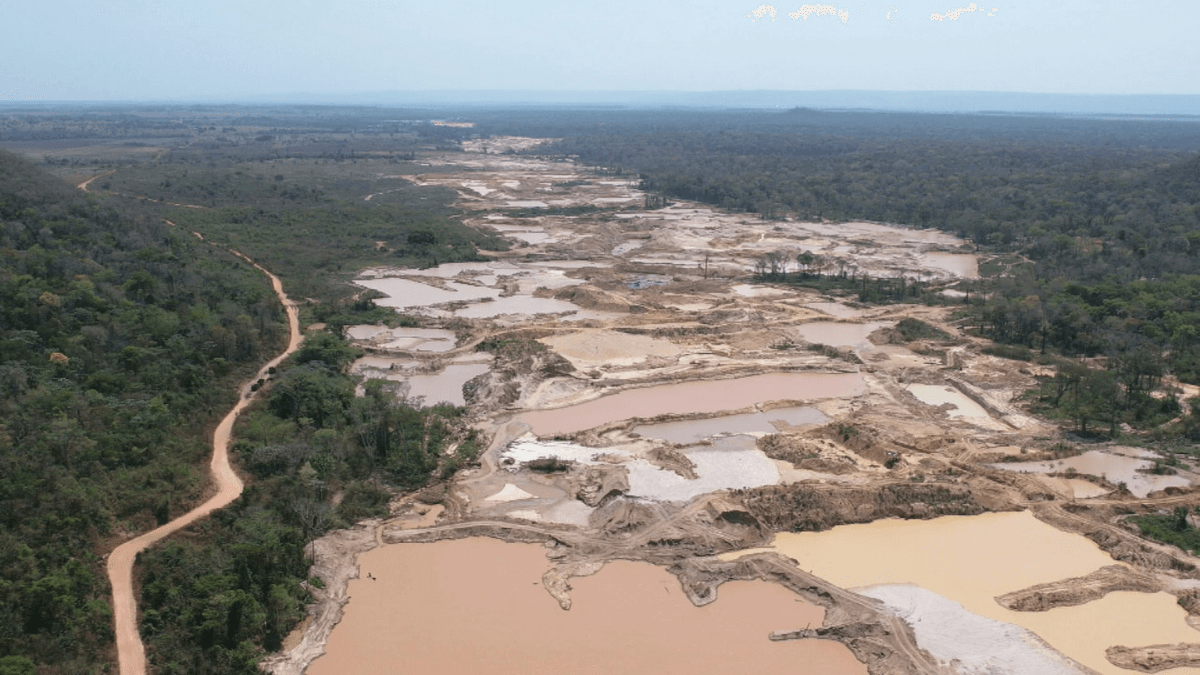 Garimpo ilegal no Centro-Oeste vira cenário de guerra de facções