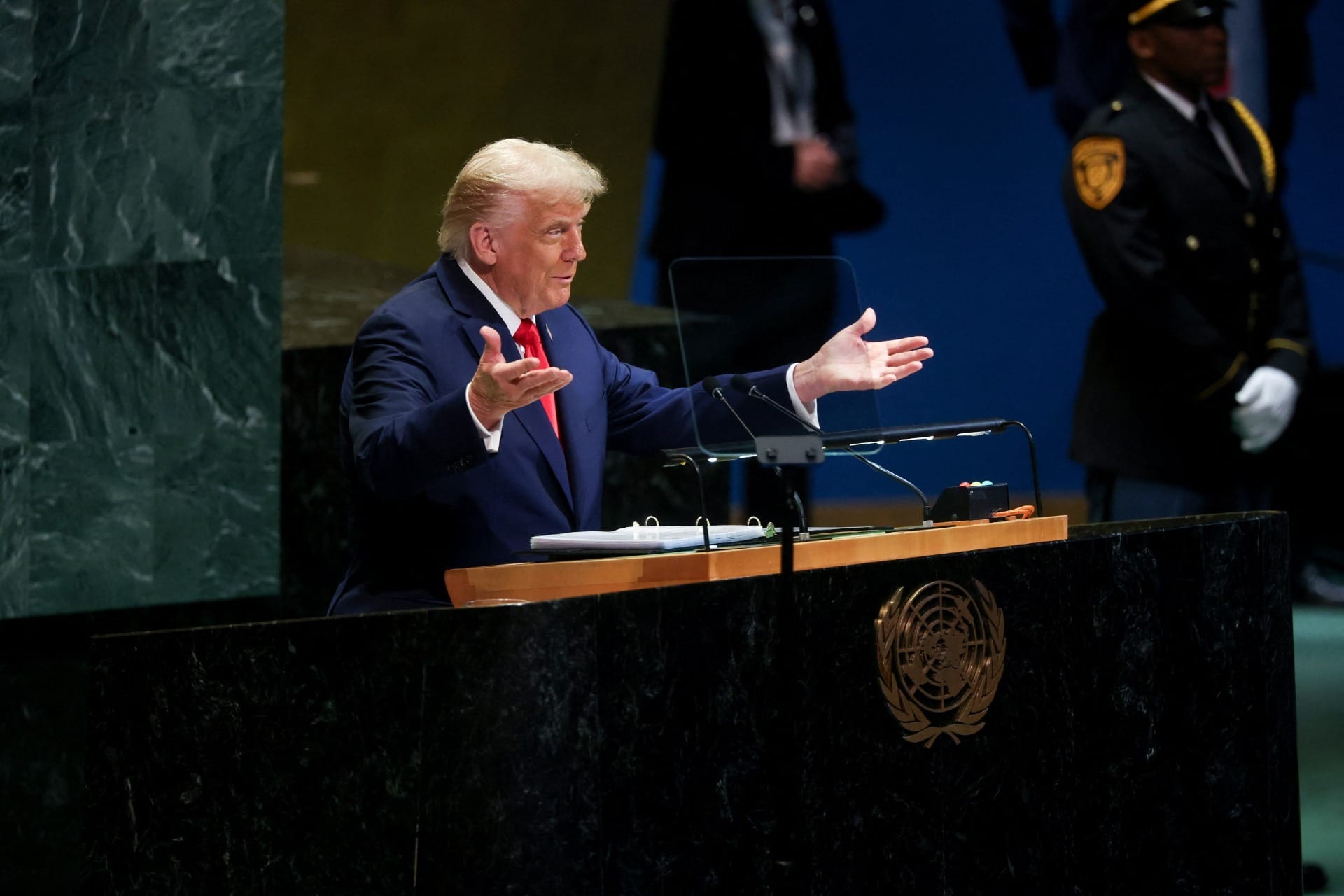 Trump se reúne com Netanyahu e se mostra otimista com acordo sobre conflito em Gaza