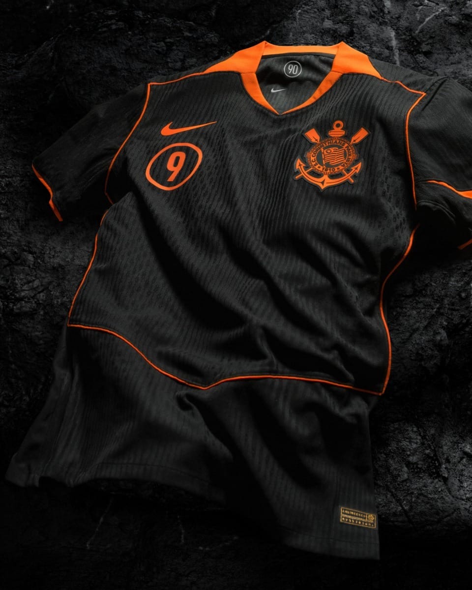 Corinthians revela nova camisa 3 para 2025; veja as fotos