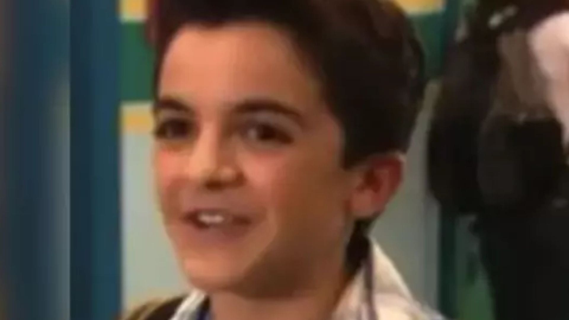 Tylor Chase, ex-astro mirim da Nickelodeon, é visto em situação de rua