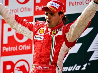 "Não há como" Felipe Massa ganhar processo por título de 2008, diz ex-chefão da F1