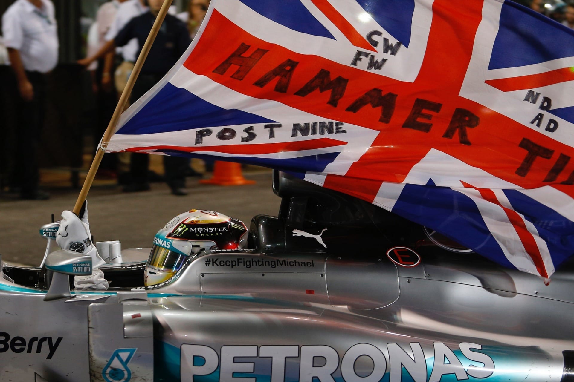 Hamilton conquistou o seu 2º título no GP de Abu Dhabi de 2014