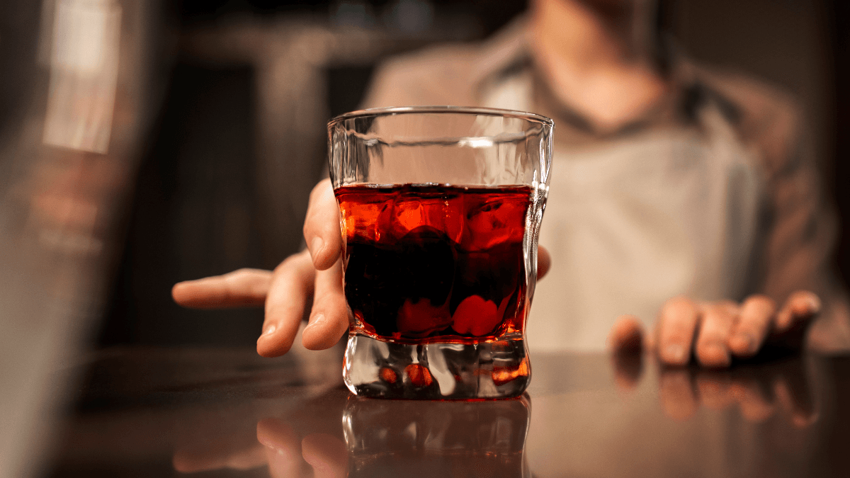 PCC é suspeito de repassar metanol ilegal para falsificar bebidas em SP